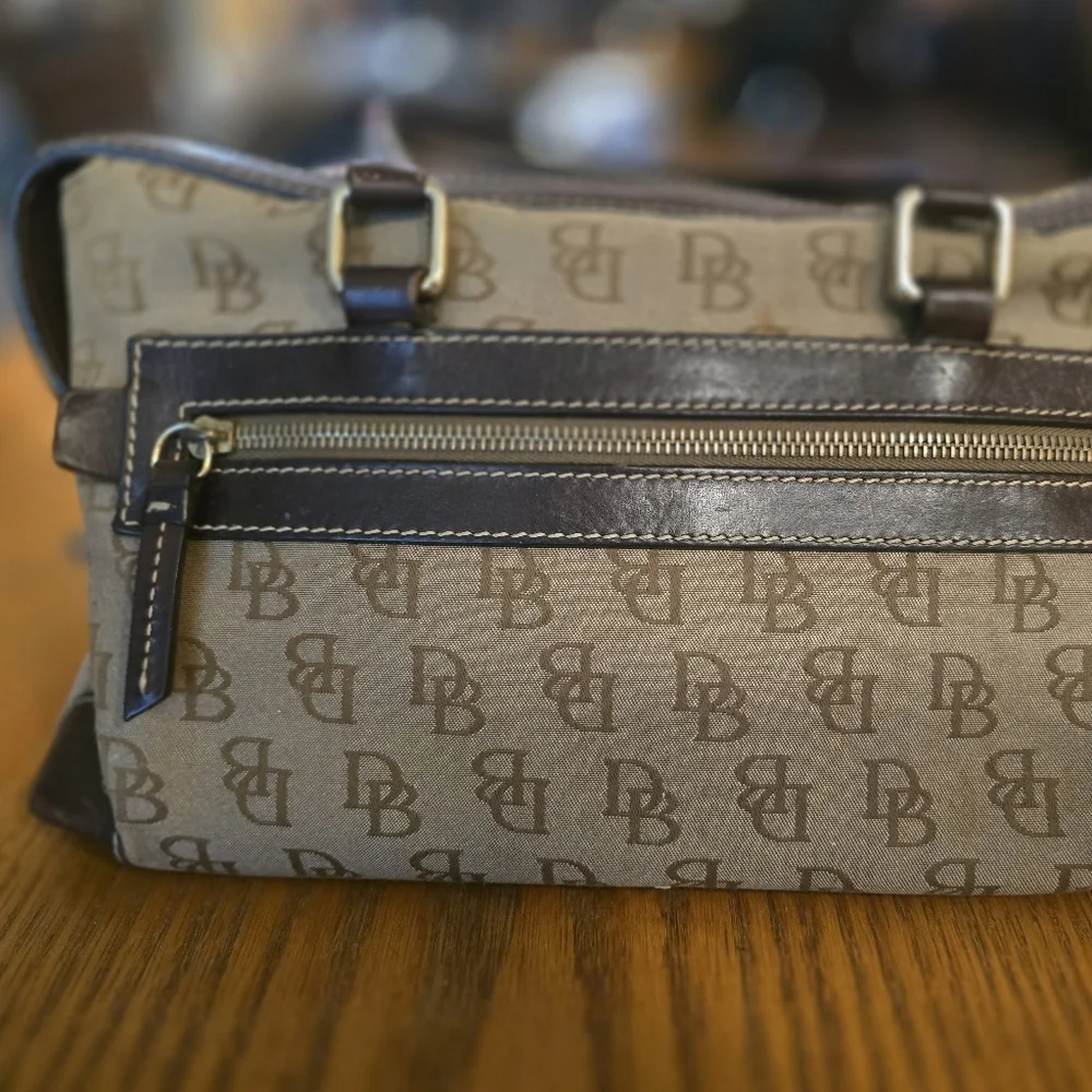 Dooney & Bourke Double Pocket w/ Locks Leather / Signature Canvas Satchel Purse - Picture 3 of 10